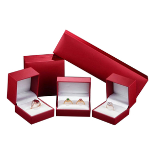 Custom Luxury Jewellery Gift Box Packaging